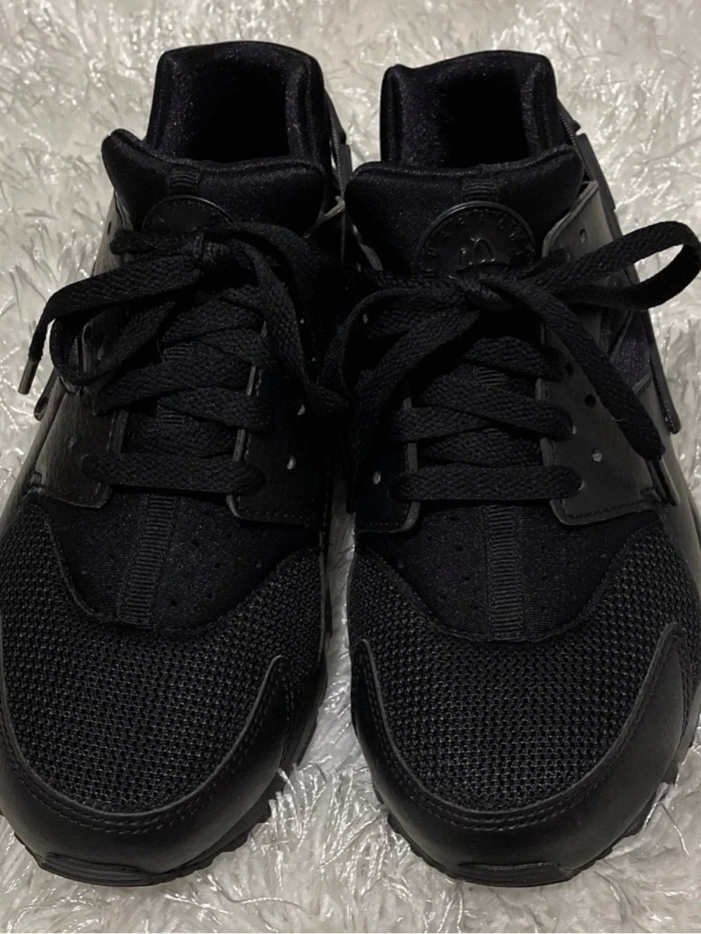 Youth 5.5 Nike Huarache